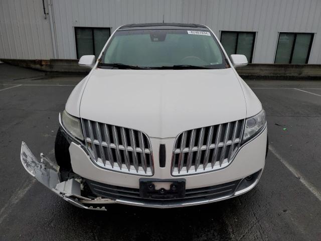 Photo 5 from auction – 2012 LINCOLN MKT with VIN 2LMHJ5AT8CBL51537