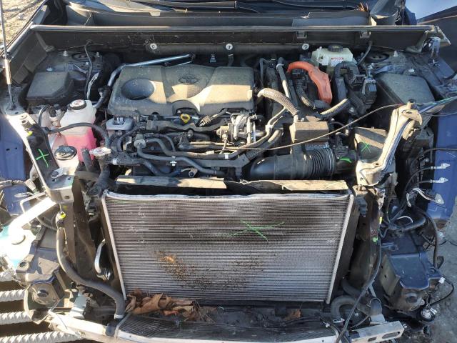 Photo 12 from auction – 2019 TOYOTA RAV4 XSE with VIN JTMEWRFV3KD517316