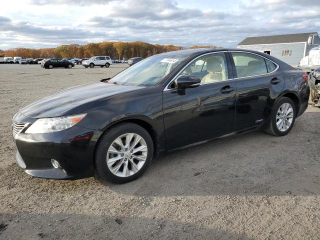 Фото 1 с аукциона – 2014 LEXUS ES 300H с VIN JTHBW1GGXE2052486