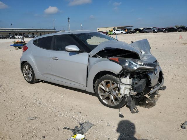 Photo 4 from auction – 2016 HYUNDAI VELOSTER with VIN KMHTC6AD0GU270336