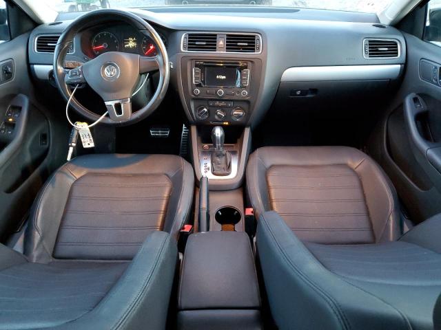 Photo 8 from auction – 2011 VOLKSWAGEN JETTA SEL with VIN 3VWLZ7AJ2BM335048