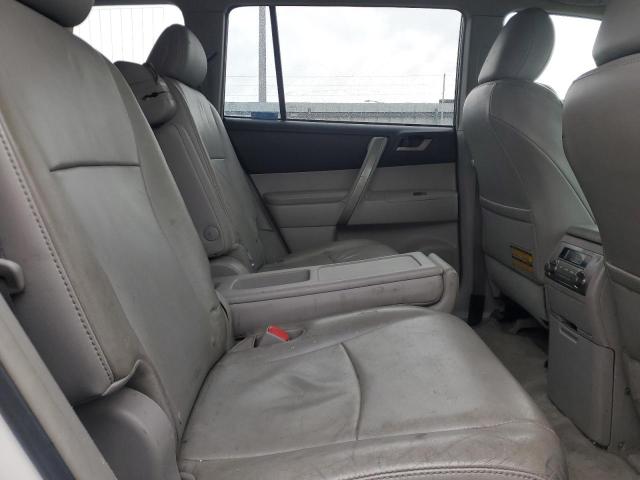 Photo 11 from auction – 2010 TOYOTA HIGHLANDER with VIN 5TDJK3EH2AS035717