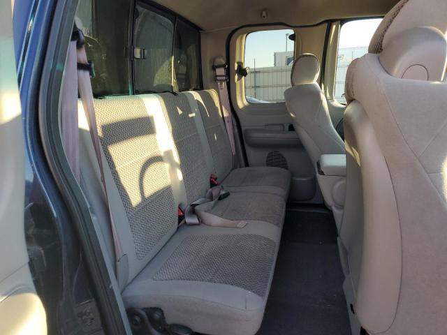 Photo 10 from auction – 2002 FORD F150 with VIN 1FTRX18L32NB81365