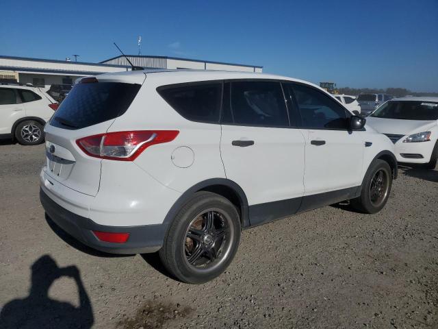 Photo 3 from auction – 2013 FORD ESCAPE S with VIN 1FMCU0F73DUB15451