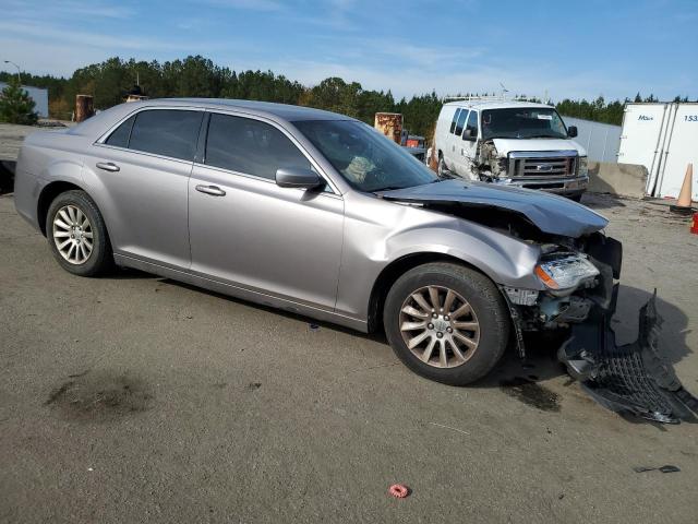Photo 4 from auction – 2013 CHRYSLER 300 with VIN 2C3CCAAG3DH572613