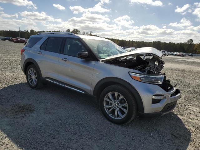 Photo 4 from auction – 2022 FORD EXPLORER L with VIN 1FMSK7FH3NGA63869