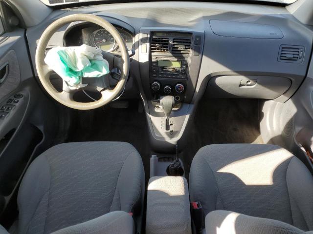 Photo 8 from auction – 2005 HYUNDAI TUCSON GL with VIN KM8JM12B95U067091