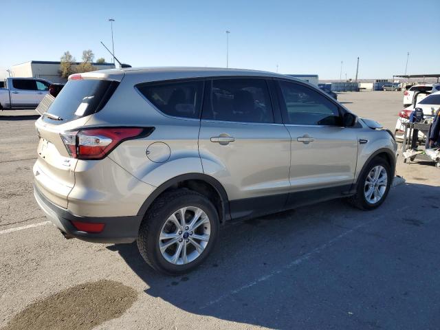 Photo 3 from auction – 2017 FORD ESCAPE SE with VIN 1FMCU0GD8HUD53600