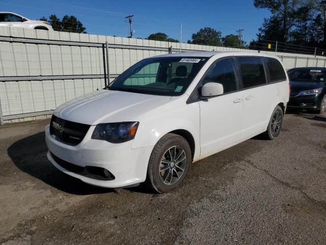 DODGE GRAND CARA 2018 with VIN 2C4RDGCGXJR135622 - Photo from auction