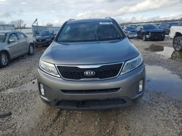 Photo 5 from auction – 2015 KIA SORENTO LX with VIN 5XYKT4A64FG649135