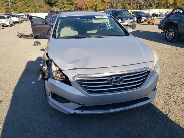 Photo 5 from auction – 2017 HYUNDAI SONATA SE with VIN 5NPE24AF1HH487184