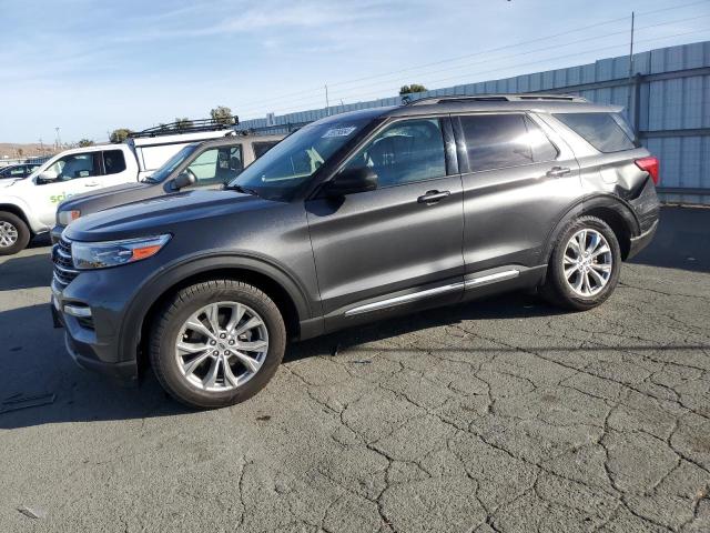 FORD EXPLORER X 2020 with VIN 1FMSK8DH4LGB94010 - Photo from auction