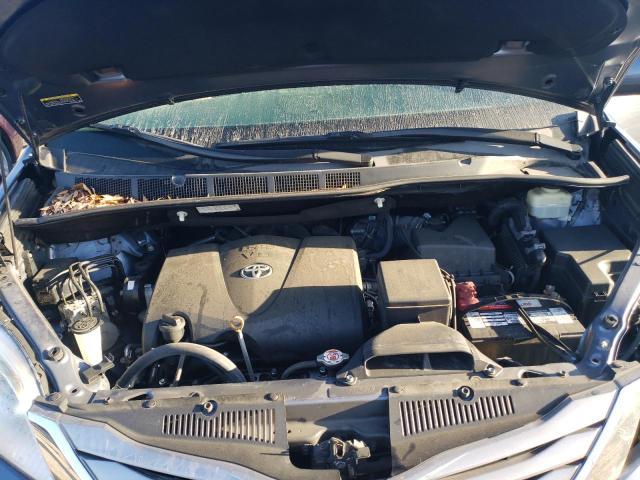 Photo 12 from auction – 2017 TOYOTA SIENNA XLE with VIN 5TDYZ3DC5HS854487