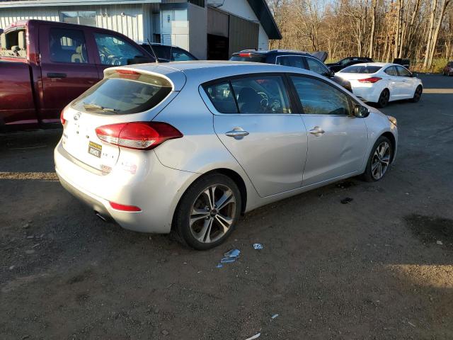 Photo 3 from auction – 2016 KIA FORTE EX with VIN KNAFX5A85G5618285