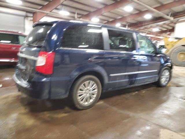 Photo 3 from auction – 2016 CHRYSLER TOWN & COU with VIN 2C4RC1CG2GR304475