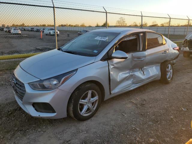 HYUNDAI ACCENT SE 2018 with VIN 3KPC24A30JE022256 - Photo from auction