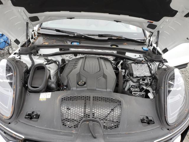 Photo 12 from auction – 2023 PORSCHE MACAN BASE with VIN WP1AA2A5XPLB02002
