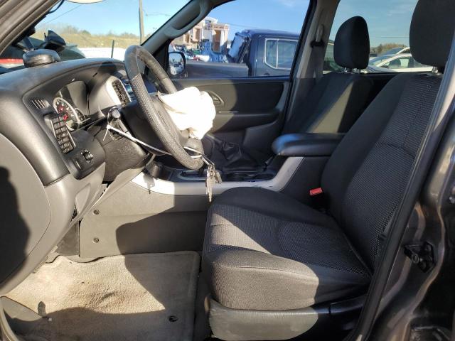 Photo 7 from auction – 2005 MAZDA TRIBUTE S with VIN 4F2YZ94155KM07582