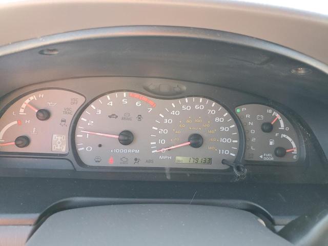 Photo 9 from auction – 2002 TOYOTA SEQOUIA with VIN 5TDBT48A42S118542