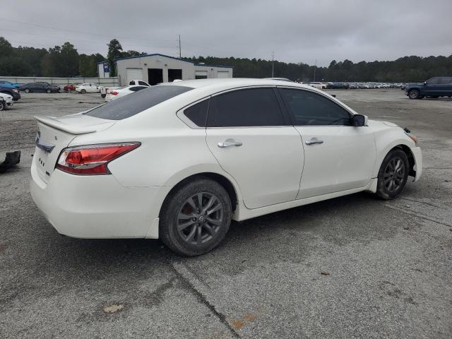 Photo 3 from auction – 2015 NISSAN ALTIMA 2.5 with VIN 1N4AL3AP2FN902952
