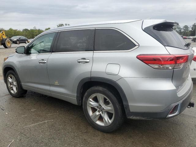 Photo 2 from auction – 2017 TOYOTA HIGHLANDER with VIN 5TDYZRFH6HS210766