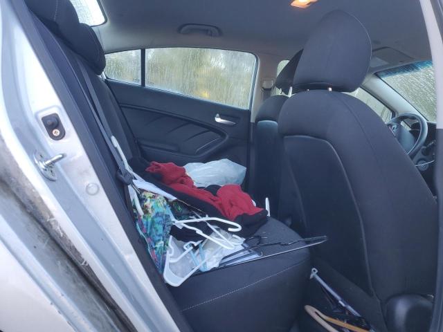 Photo 10 from auction – 2017 KIA FORTE LX with VIN 3KPFK4A77HE029974