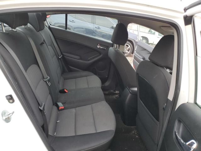 Photo 10 from auction – 2016 KIA FORTE LX with VIN KNAFX4A6XG5576138