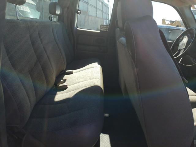 Photo 10 from auction – 2004 CHEVROLET SILVERADO with VIN 1GCEC19X44Z200142
