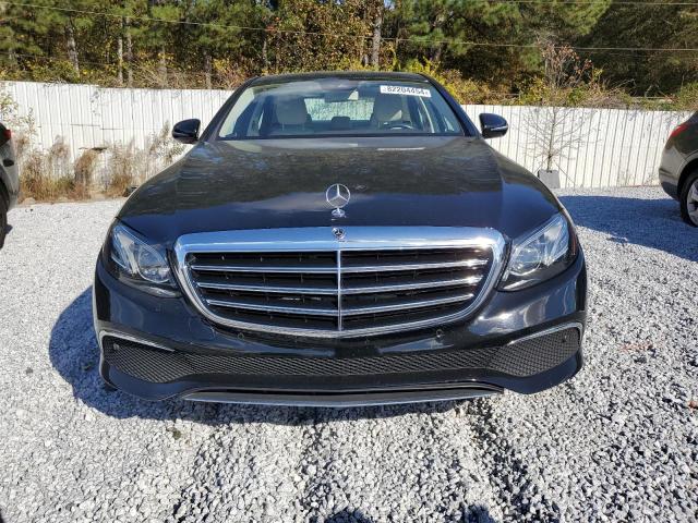 Photo 5 from auction – 2018 MERCEDES-BENZ E 300 with VIN WDDZF4JB0JA371870