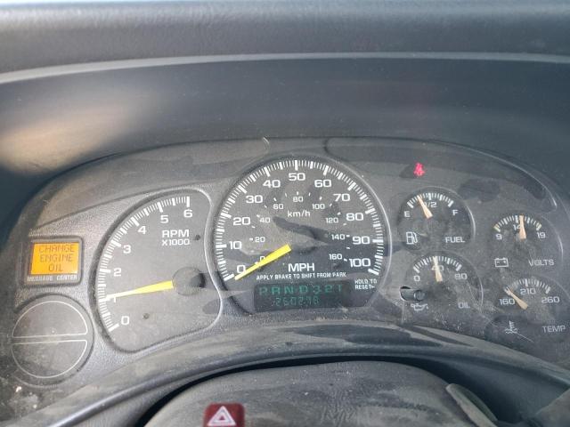 Photo 9 from auction – 2000 CHEVROLET SILVERADO with VIN 1GCEK19T6YZ187836