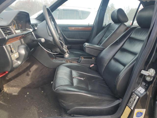 Photo 7 from auction – 1995 MERCEDES-BENZ E 320 BASE with VIN WDBEA32EXSC164112