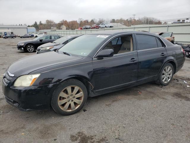 TOYOTA AVALON XL 2005 with VIN 4T1BK36B45U030563 - Photo from auction