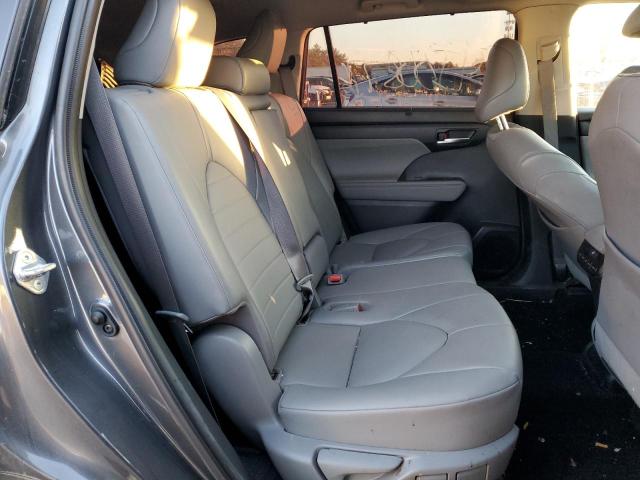Photo 11 from auction – 2021 TOYOTA HIGHLANDER with VIN 5TDGBRCH1MS518667