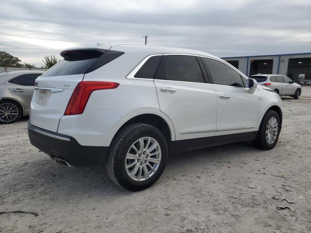 Photo 3 from auction – 2019 CADILLAC XT5 with VIN 1GYKNARS9KZ122708