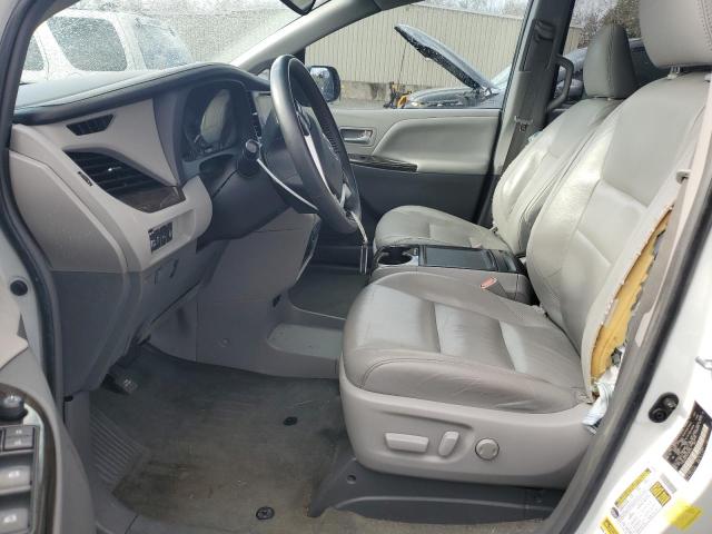 Photo 7 from auction – 2017 TOYOTA SIENNA XLE with VIN 5TDDZ3DC1HS187979