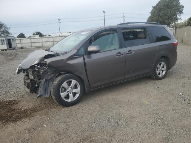 TOYOTA SIENNA LE 2015 with VIN 5TDKK3DC3FS676912 - Photo from auction
