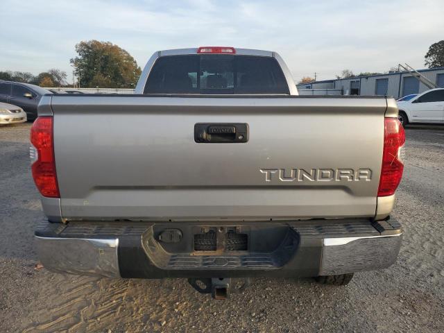 Photo 6 from auction – 2015 TOYOTA TUNDRA DOU with VIN 5TFRM5F13FX087983