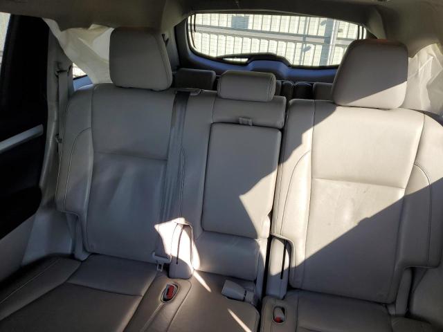 Photo 10 from auction – 2015 TOYOTA HIGHLANDER with VIN 5TDJKRFH8FS156275