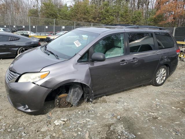 Photo 1 from auction – 2011 TOYOTA SIENNA XLE with VIN 5TDDK3DC4BS011665