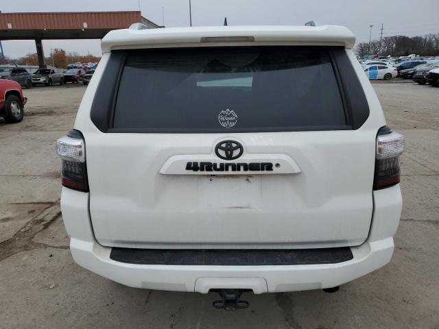 Photo 6 from auction – 2018 TOYOTA 4RUNNER SR with VIN JTEBU5JR7J5513205