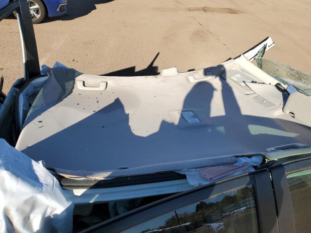 Photo 12 from auction – 2017 TOYOTA COROLLA L with VIN 2T1BURHE2HC950394