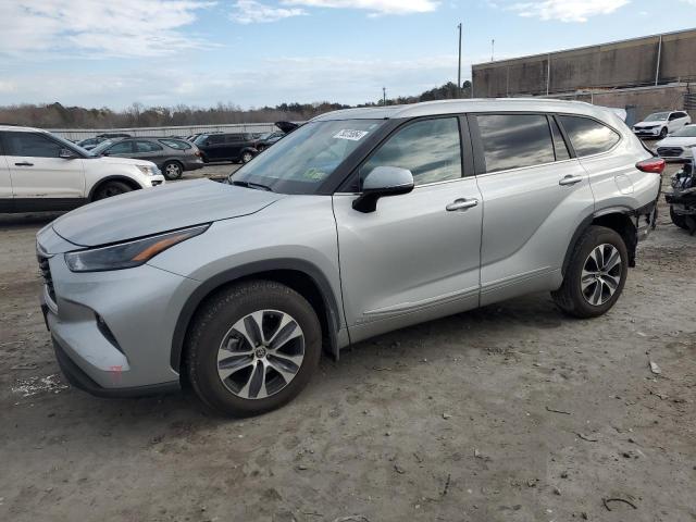 TOYOTA HIGHLANDER 2023 with VIN 5TDKBRCH1PS125346 - Photo from auction
