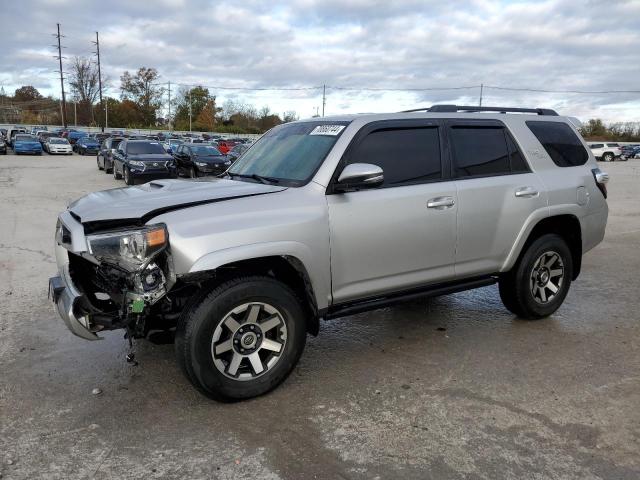 TOYOTA 4RUNNER SR 2021 with VIN JTERU5JRXM5944561 - Photo from auction