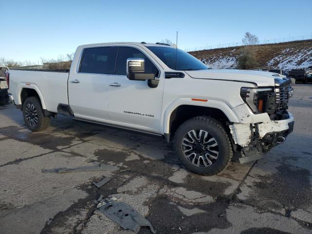 Photo 4 from auction – 2024 GMC 3500 with VIN 1GT49XEY2RF177531