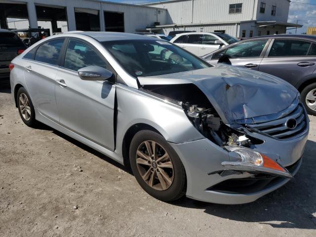 Photo 4 from auction – 2014 HYUNDAI SONATA GLS with VIN 5NPEB4ACXEH883129
