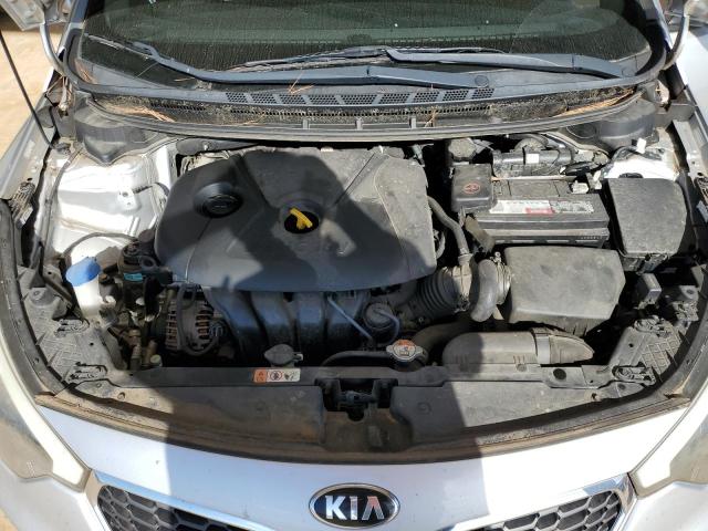 Photo 11 from auction – 2015 KIA FORTE LX with VIN KNAFK4A6XF5427757