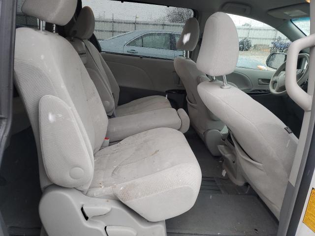 Photo 11 from auction – 2012 TOYOTA SIENNA LE with VIN 5TDKK3DC3CS275792