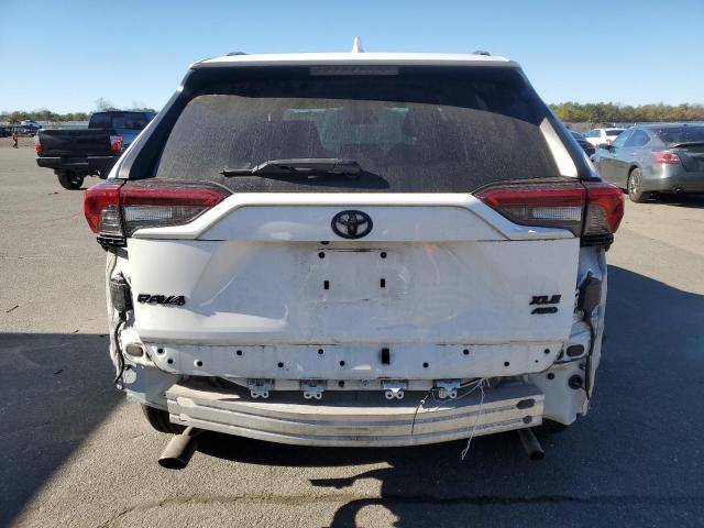 Photo 6 from auction – 2021 TOYOTA RAV4 XLE with VIN 2T3P1RFVXMC200941