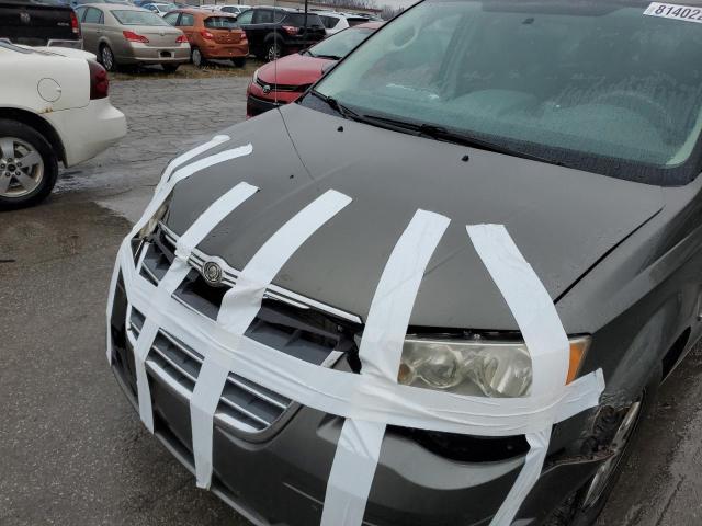 Photo 12 from auction – 2010 CHRYSLER TOWN & COU with VIN 2A4RR5D14AR235354