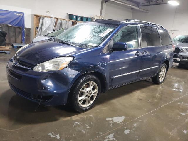 TOYOTA SIENNA XLE 2004 with VIN 5TDBA22C94S020226 - Photo from auction